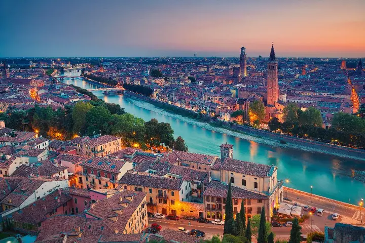 Vérone et l’Adige.